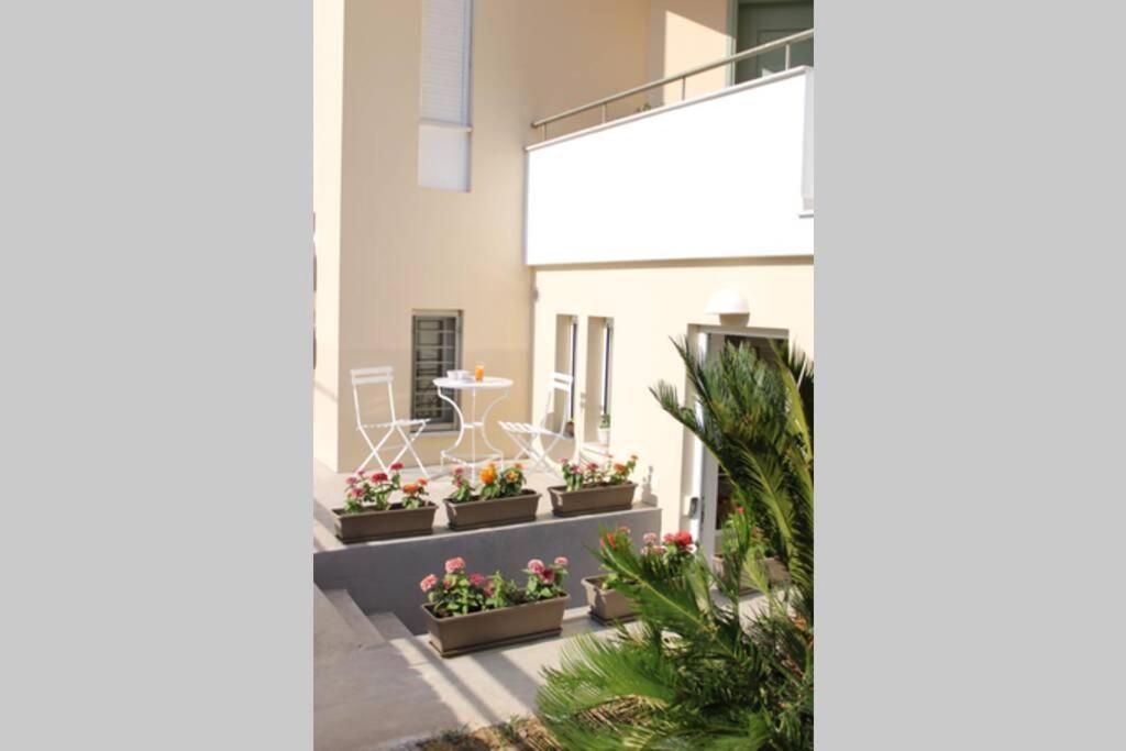 Apartment Aretis St *